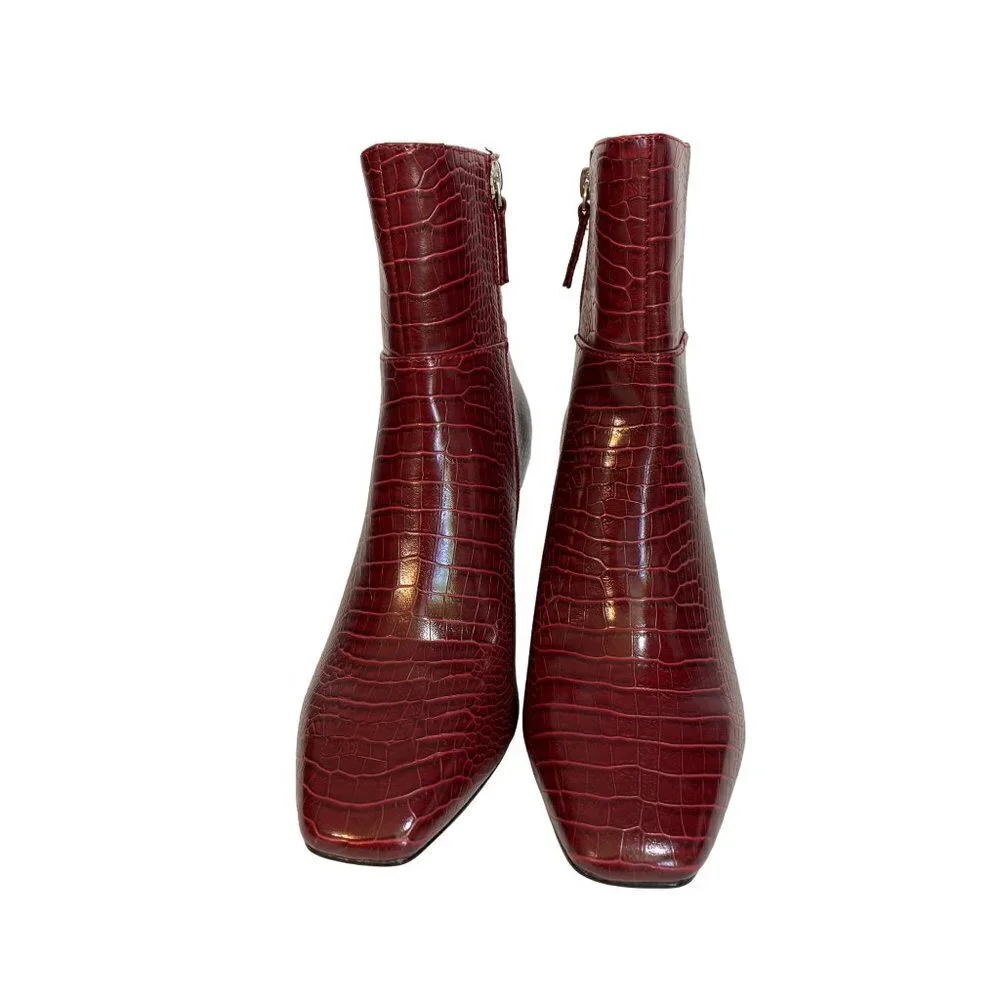 NWT Eloquii Wedge Ankle‎ Boot Color Wine Size 8W
